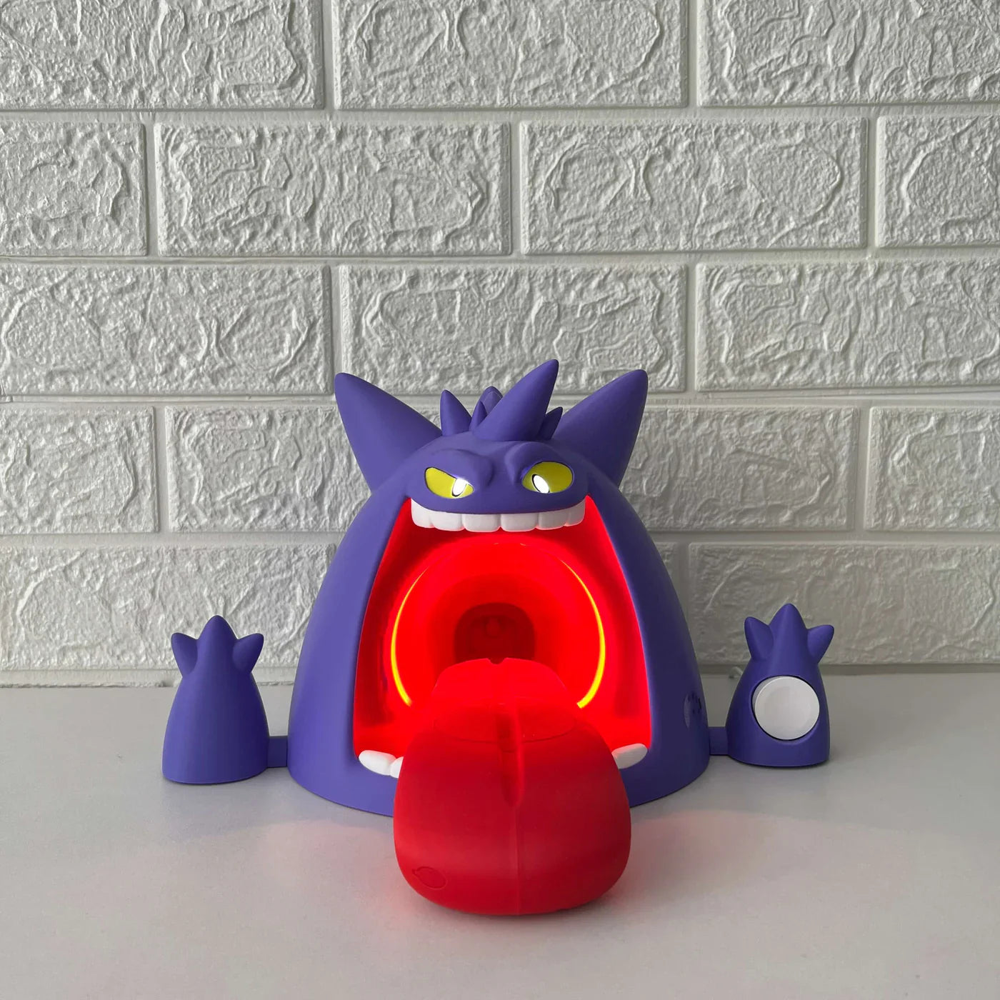 Gengar Wireless Charger – 3D Printed Pokémon-Inspired Charging Dock with Glowing LED
