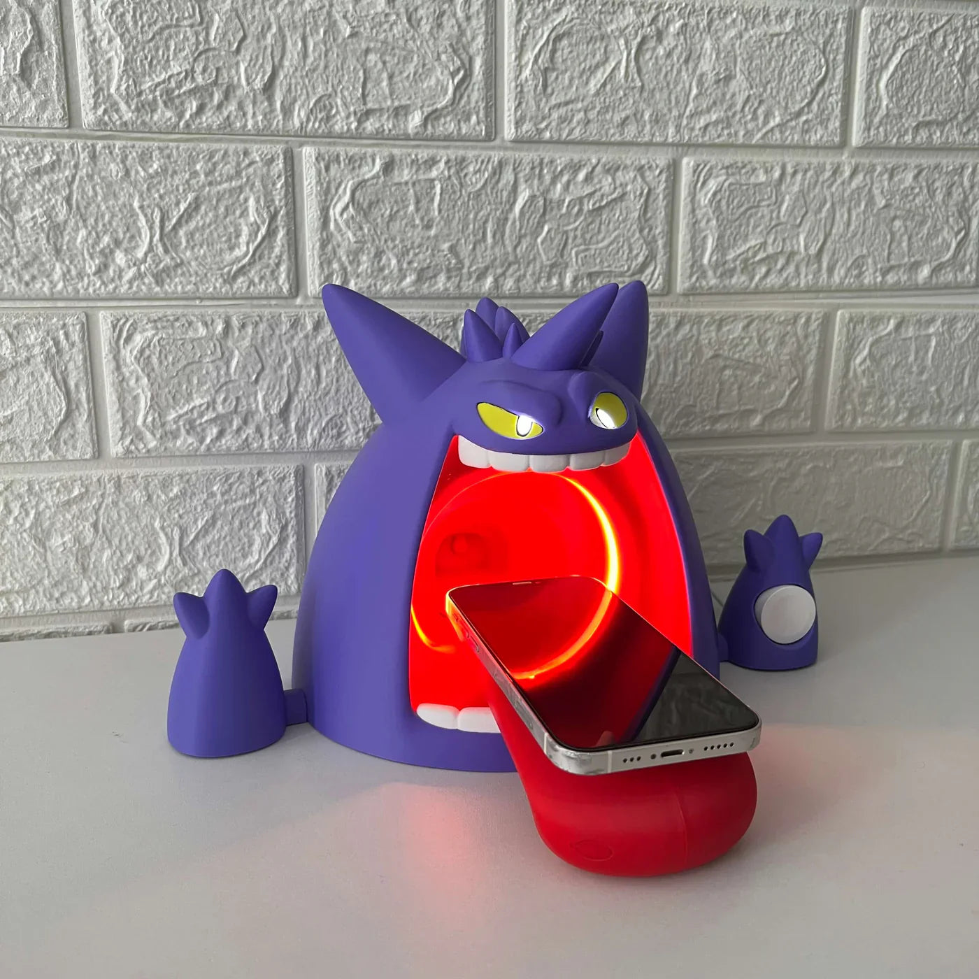 Gengar Wireless Charger – 3D Printed Pokémon-Inspired Charging Dock with Glowing LED